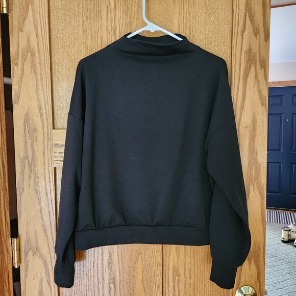 Vuori Granite Funnel Neck - Picture 3 of 3